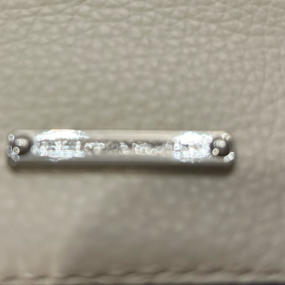 Cream Rebecca Minkoff bag - Picture 2 of 7